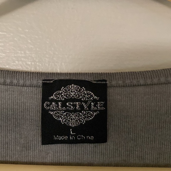 Gray Calstyle Top - Picture 4 of 4